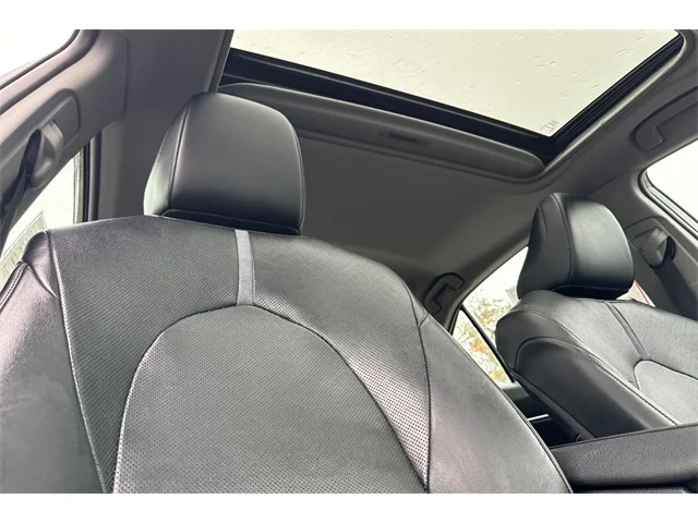 SEMINUEVOS TOYOTA Camry Hybrid at ELK GROVE in Elk Grove Buick GMC