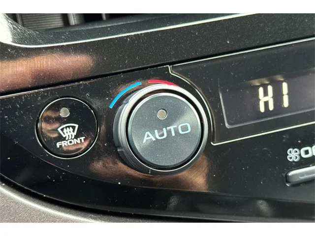 SEMINUEVOS TOYOTA Camry Hybrid at ELK GROVE in Elk Grove Buick GMC