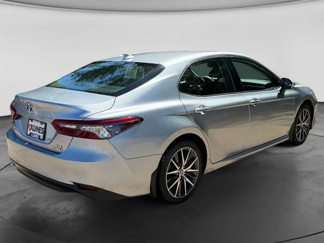 SEMINUEVOS TOYOTA Camry Hybrid a Estados en autogozo