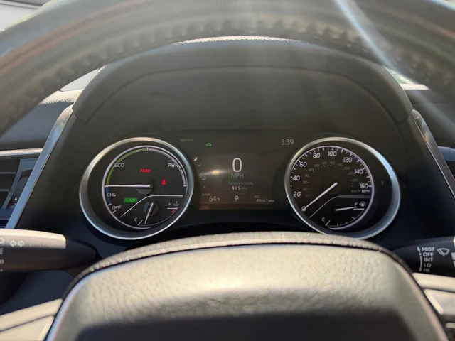 SEMINUEVOS TOYOTA Camry Hybrid a Estados en autogozo