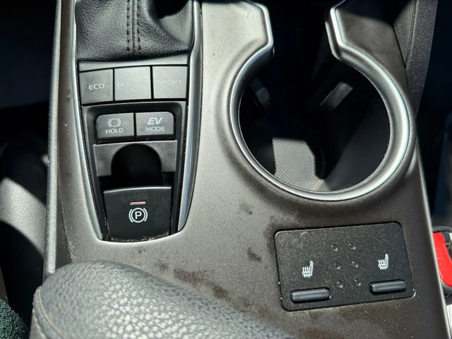 SEMINUEVOS TOYOTA Camry Hybrid a Estados en autogozo