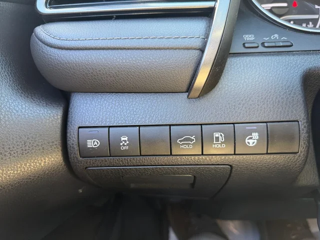 SEMINUEVOS TOYOTA Camry Hybrid a Estados en autogozo