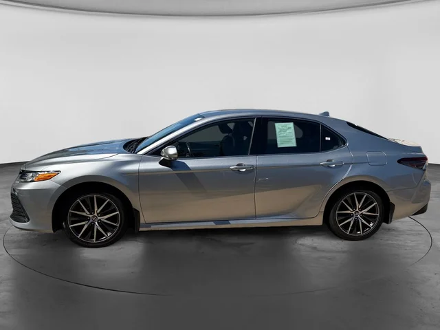 SEMINUEVOS TOYOTA Camry Hybrid a Estados en autogozo