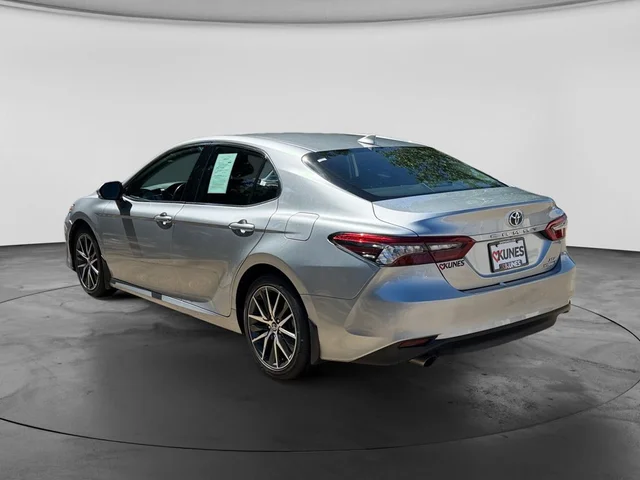 SEMINUEVOS TOYOTA Camry Hybrid a Estados en autogozo