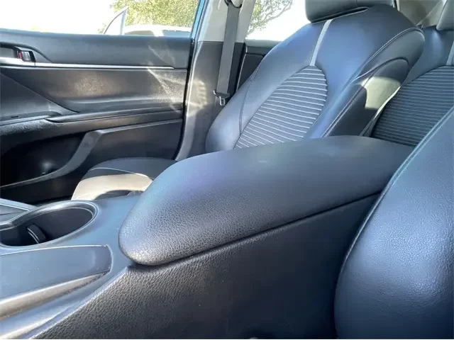SEMINUEVOS TOYOTA Camry a Estados en autogozo