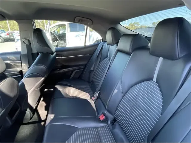 SEMINUEVOS TOYOTA Camry a Estados en autogozo