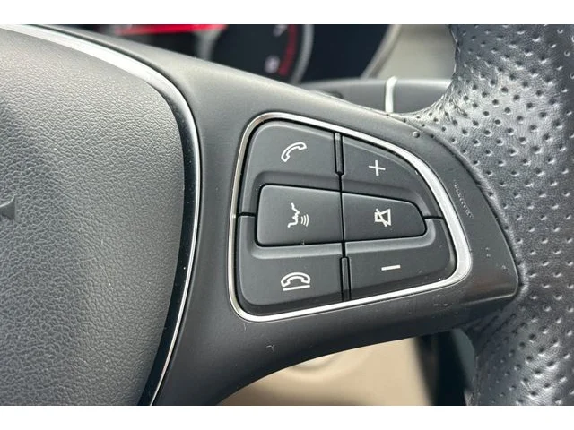 SEMINUEVOS MERCEDES-BENZ C-Class at ELK GROVE in Elk Grove Buick GMC