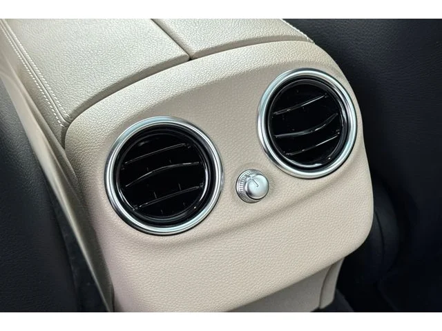 SEMINUEVOS MERCEDES-BENZ C-Class at ELK GROVE in Elk Grove Buick GMC