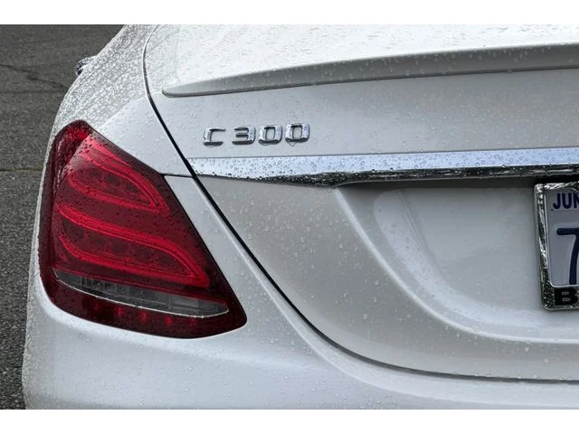 SEMINUEVOS MERCEDES-BENZ C-Class at ELK GROVE in Elk Grove Buick GMC