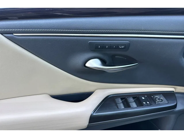 Pre-Owned LEXUS ES at Anderson Honda in Palo Alto