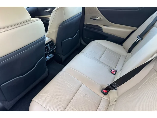 Pre-Owned LEXUS ES at Anderson Honda in Palo Alto