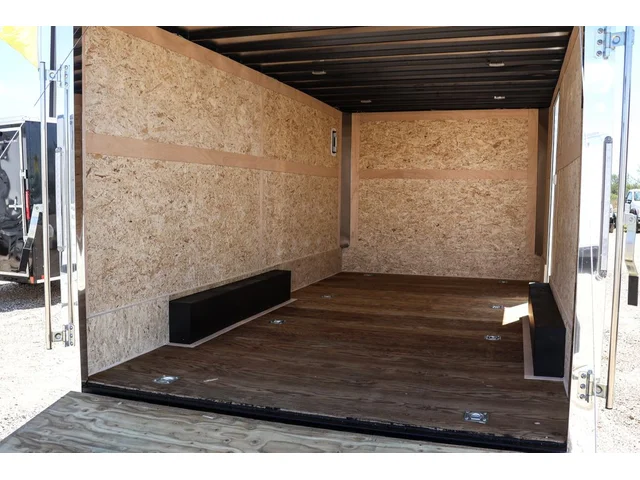 Nuevos CROSS TRAILERS 816TA à Estados chez autogozo