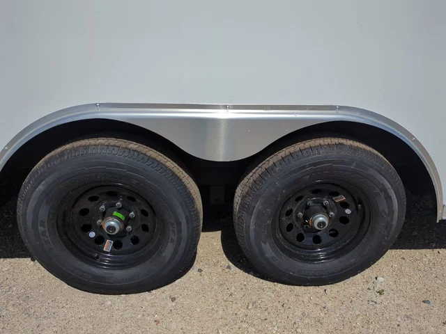 Nuevos CROSS TRAILERS 8520TA3 à Estados chez autogozo