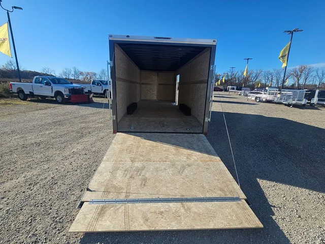 Nuevos CROSS TRAILERS 824TA à Estados chez autogozo