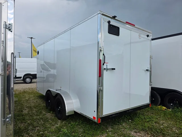 Nuevos CROSS TRAILERS 7X16TA à Estados chez autogozo