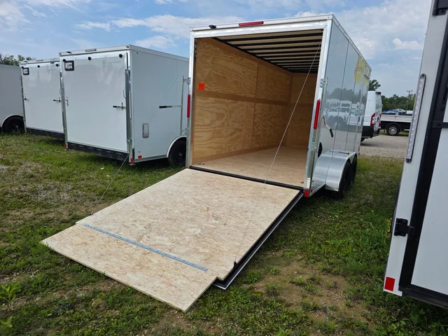 Nuevos CROSS TRAILERS 7X16TA à Estados chez autogozo