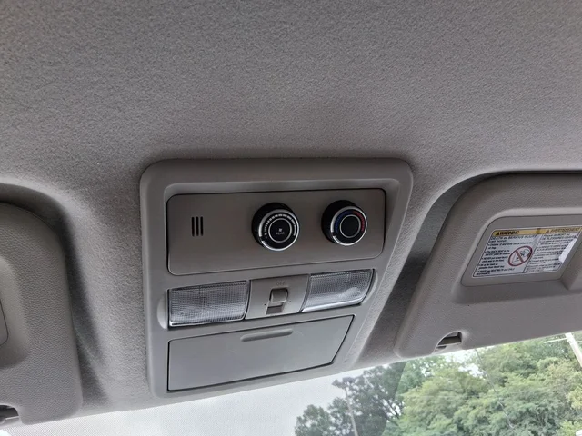 SEMINUEVOS NISSAN NV Passenger a Estados en autogozo