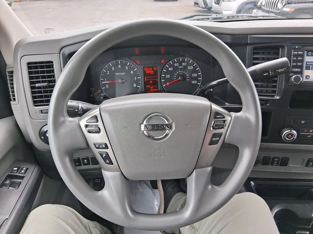 SEMINUEVOS NISSAN NV Passenger a Estados en autogozo