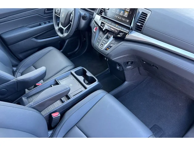 2026 Honda Odyssey EX-L - Photo 17