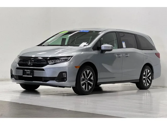 2026 Honda Odyssey EX-L - Photo 8