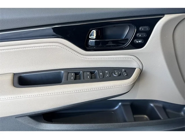 SEMINUEVOS HONDA Odyssey at ELK GROVE in Elk Grove Buick GMC