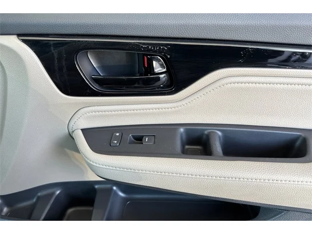 SEMINUEVOS HONDA Odyssey at ELK GROVE in Elk Grove Buick GMC