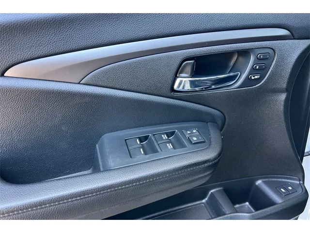 Used HONDA Pilot at San Francisco in izmo Kia