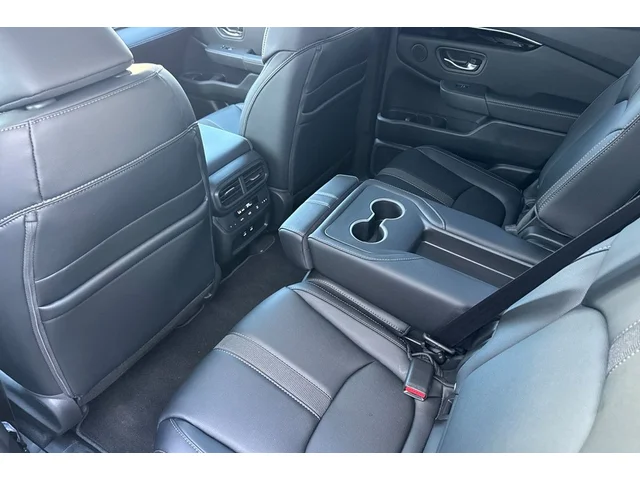 2026 Honda Pilot EX-L - Photo 12