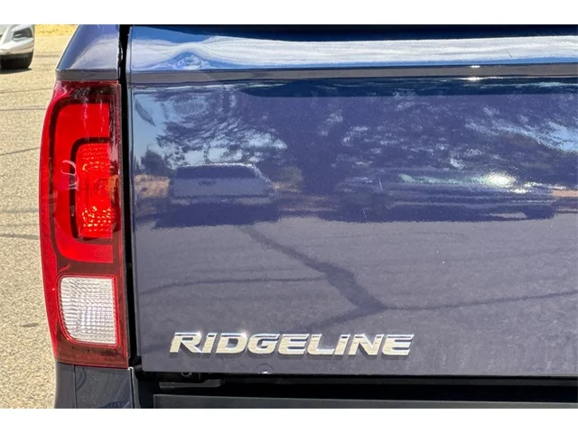 SEMINUEVOS HONDA Ridgeline at ELK GROVE in Elk Grove Buick GMC