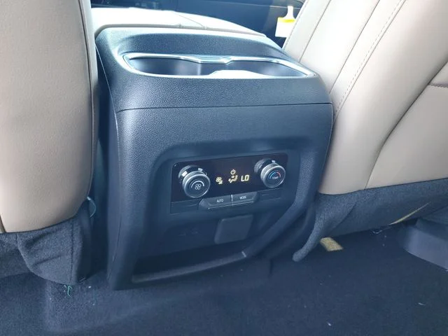 Nuevos BUICK ENCLAVE à Estados chez autogozo