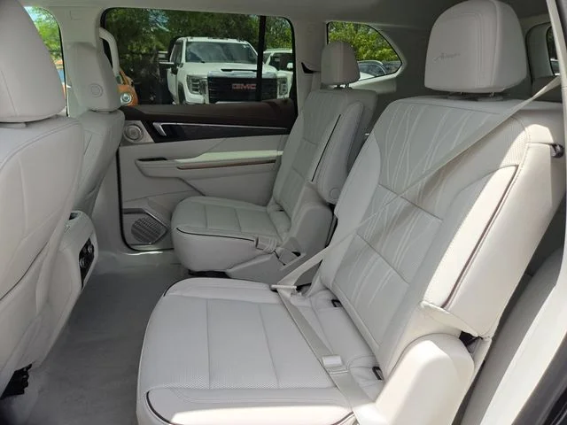 Nuevos BUICK ENCLAVE à Estados chez autogozo