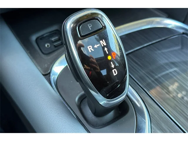 SEMINUEVOS BUICK Enclave at ELK GROVE in Elk Grove Buick GMC