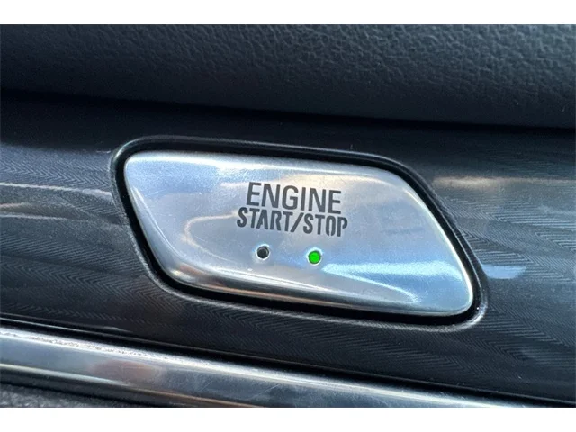 SEMINUEVOS BUICK Enclave at ELK GROVE in Elk Grove Buick GMC