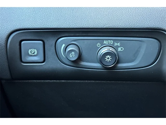 SEMINUEVOS BUICK Enclave at ELK GROVE in Elk Grove Buick GMC