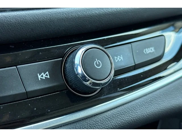 SEMINUEVOS BUICK Enclave at ELK GROVE in Elk Grove Buick GMC