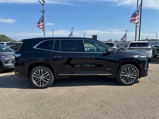 Nuevos BUICK ENCLAVE à Estados chez autogozo