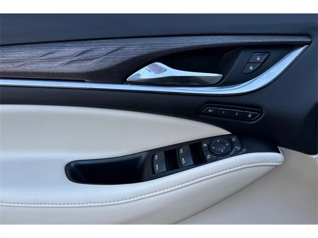 SEMINUEVOS BUICK Enclave at ELK GROVE in Elk Grove Buick GMC