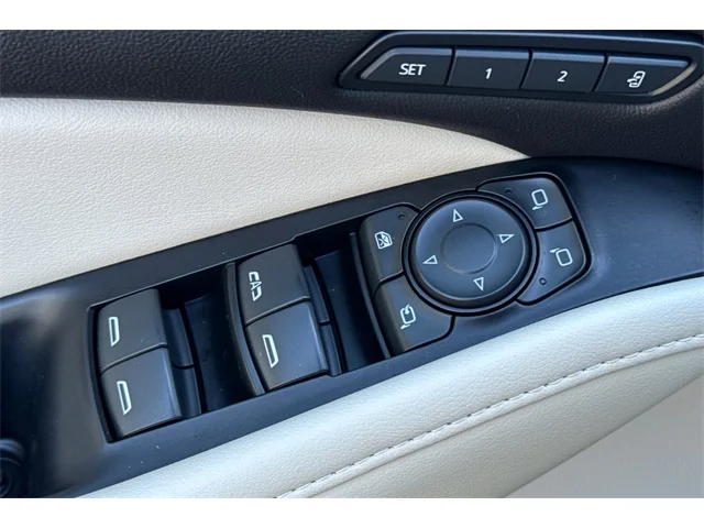 SEMINUEVOS BUICK Enclave at ELK GROVE in Elk Grove Buick GMC