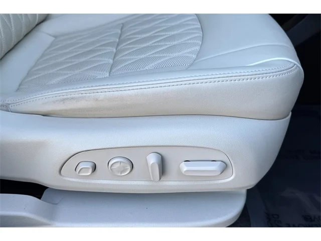 SEMINUEVOS BUICK Enclave at ELK GROVE in Elk Grove Buick GMC