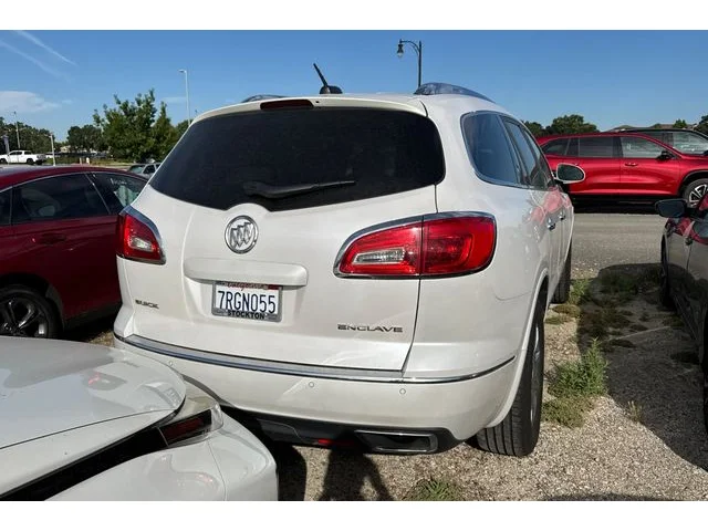 SEMINUEVOS BUICK Enclave at ELK GROVE in Elk Grove Buick GMC