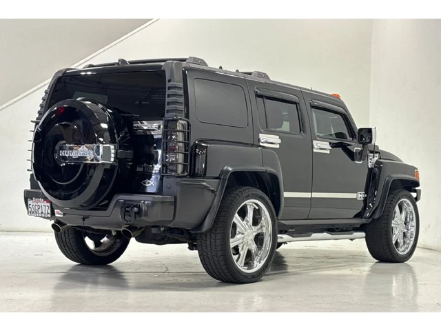Pre-Owned HUMMER H3 at Anderson Honda in Palo Alto