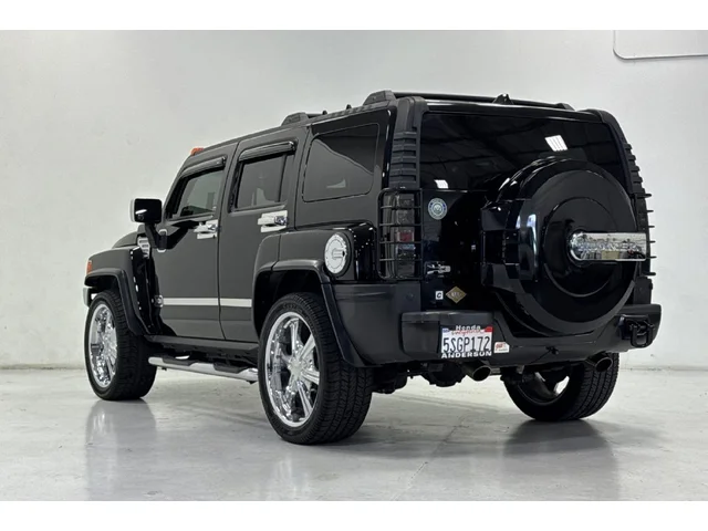 Pre-Owned HUMMER H3 at Anderson Honda in Palo Alto