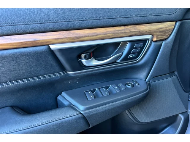 Pre-Owned HONDA CR-V Hybrid at Anderson Honda in Palo Alto