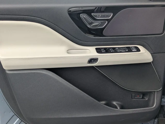SEMINUEVOS LINCOLN Aviator a Estados en autogozo