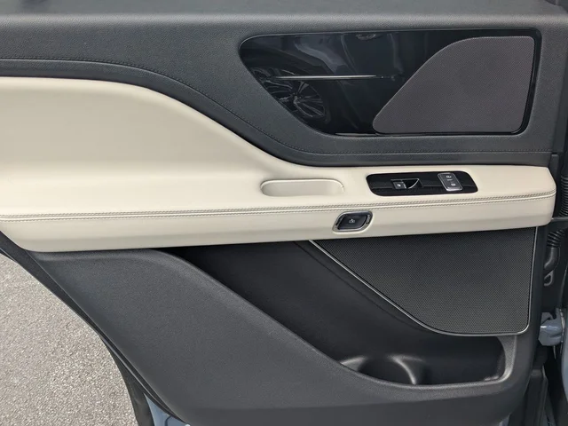 SEMINUEVOS LINCOLN Aviator a Estados en autogozo