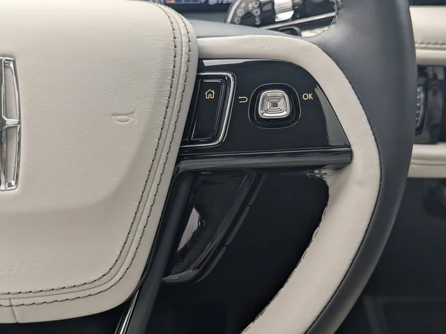 SEMINUEVOS LINCOLN Aviator a Estados en autogozo