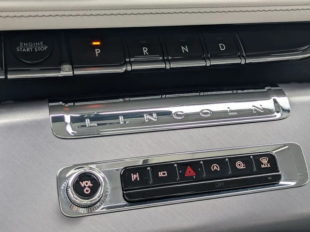 SEMINUEVOS LINCOLN Aviator a Estados en autogozo