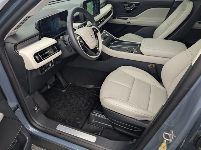 SEMINUEVOS LINCOLN Aviator a Estados en autogozo