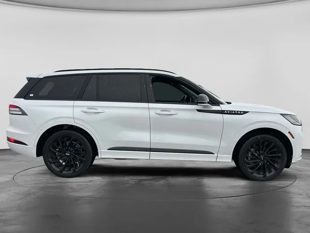 SEMINUEVOS LINCOLN Aviator a Estados en autogozo
