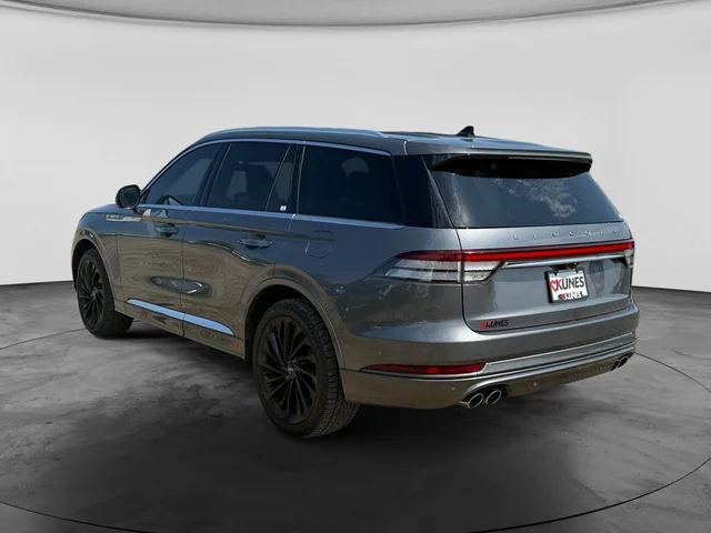 SEMINUEVOS LINCOLN Aviator a Estados en autogozo